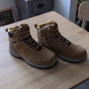 New Balance Men's Steel Toe Boots